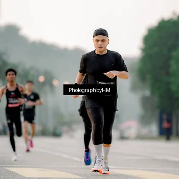Runner Photo 6658223