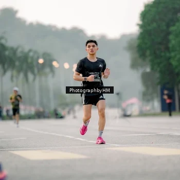 Runner Photo 6658246