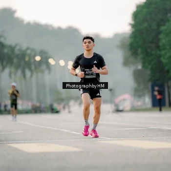 Runner Photo 6658247