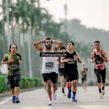 Runner Photo 6658273