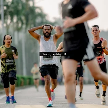 Runner Photo 6658278