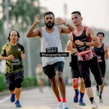 Runner Photo 6658284