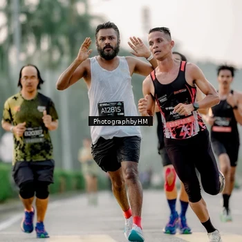 Runner Photo 6658286