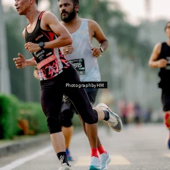 Runner Photo 6658289