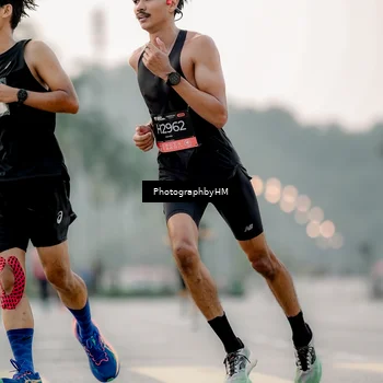 Runner Photo 6658304
