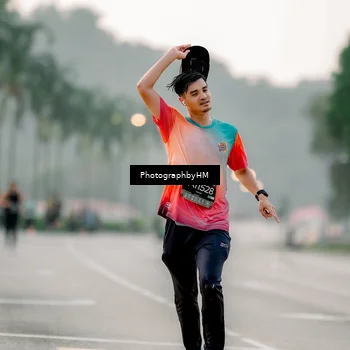 Runner Photo 6658321