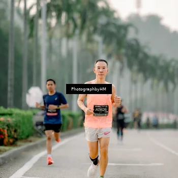 Runner Photo 6658333
