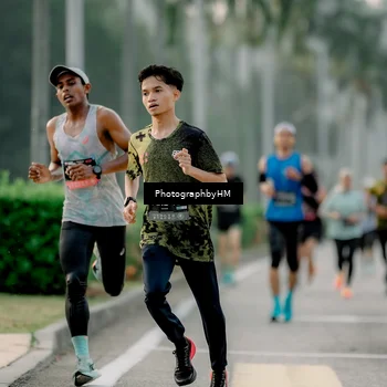 Runner Photo 6658402