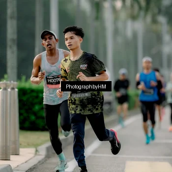 Runner Photo 6658406