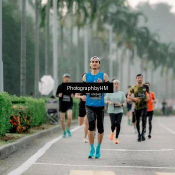 Runner Photo 6658409