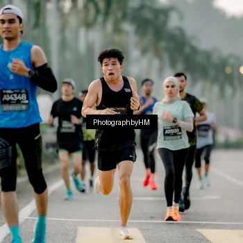 Runner Photo 6658413