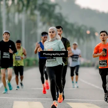 Runner Photo 6658436