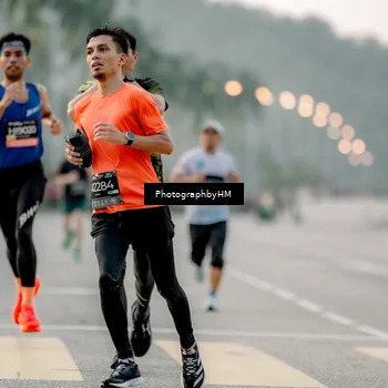 Runner Photo 6658438