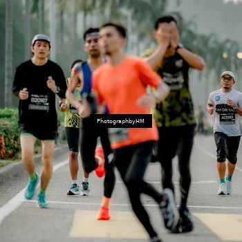 Runner Photo 6658445