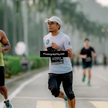 Runner Photo 6658463