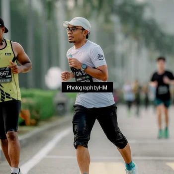 Runner Photo 6658467