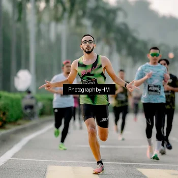 Runner Photo 6658475