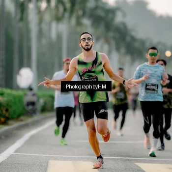 Runner Photo 6658478