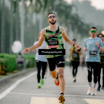 Runner Photo 6658479