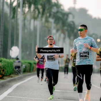 Runner Photo 6658490