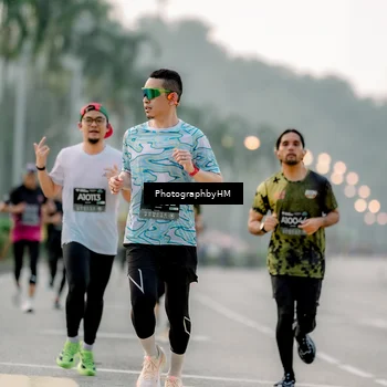 Runner Photo 6658499