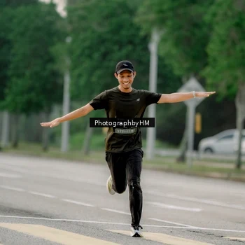 Runner Photo 6658528