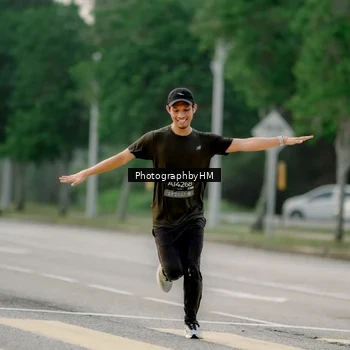Runner Photo 6658530