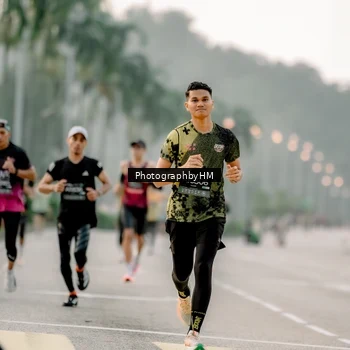 Runner Photo 6658533