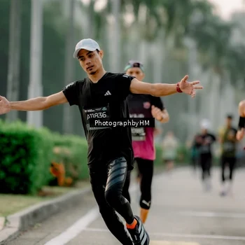 Runner Photo 6658540