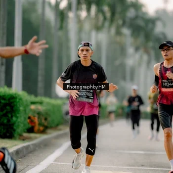 Runner Photo 6658544