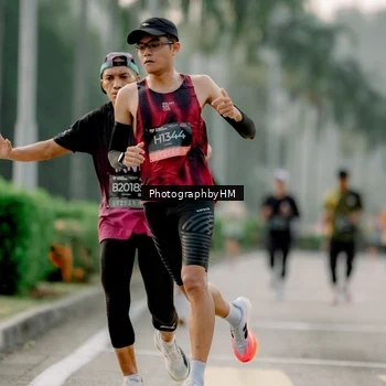 Runner Photo 6658550
