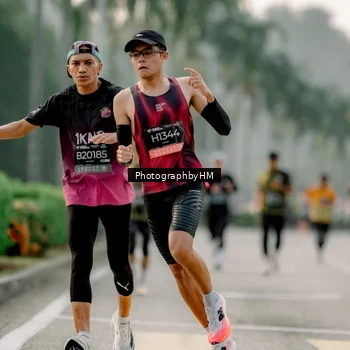 Runner Photo 6658553