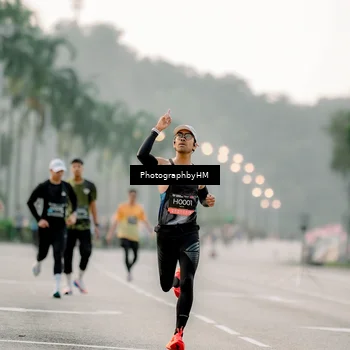 Runner Photo 6658564