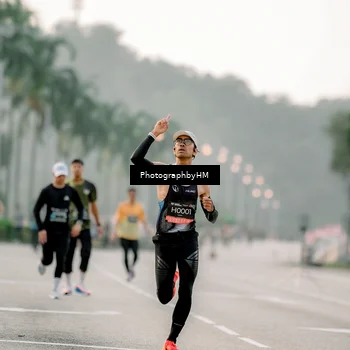 Runner Photo 6658567