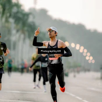 Runner Photo 6658573
