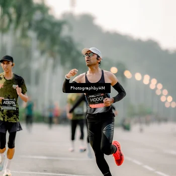 Runner Photo 6658575