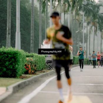 Runner Photo 6658602