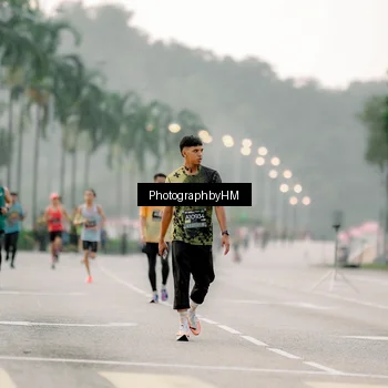 Runner Photo 6658624