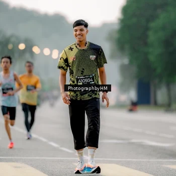 Runner Photo 6658625