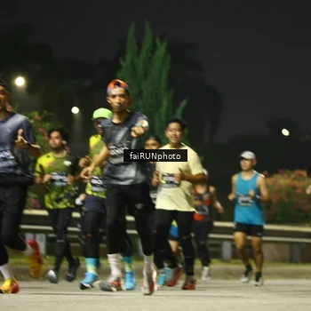 Runner Photo 6658628