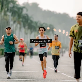 Runner Photo 6658633