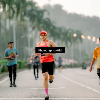 Runner Photo 6658656