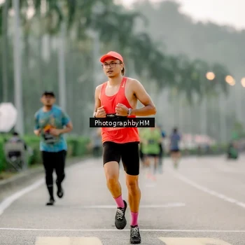 Runner Photo 6658662