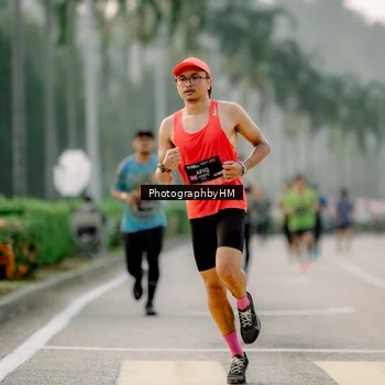 Runner Photo 6658663