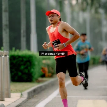 Runner Photo 6658672