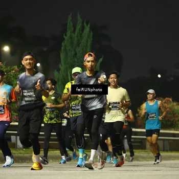 Runner Photo 6658685