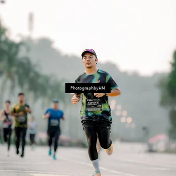 Runner Photo 6658709