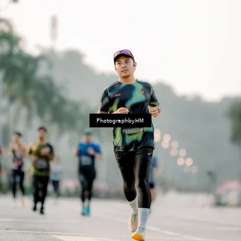 Runner Photo 6658713