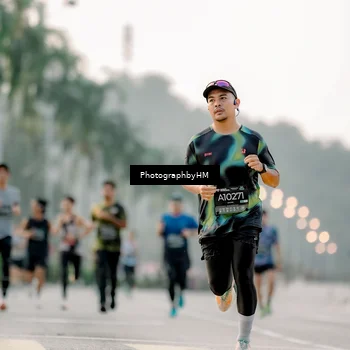Runner Photo 6658715