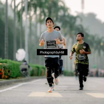 Runner Photo 6658726